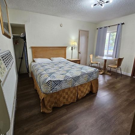 Rodeway Inn Fort Pierce Us Highway 1 Eksteriør bilde